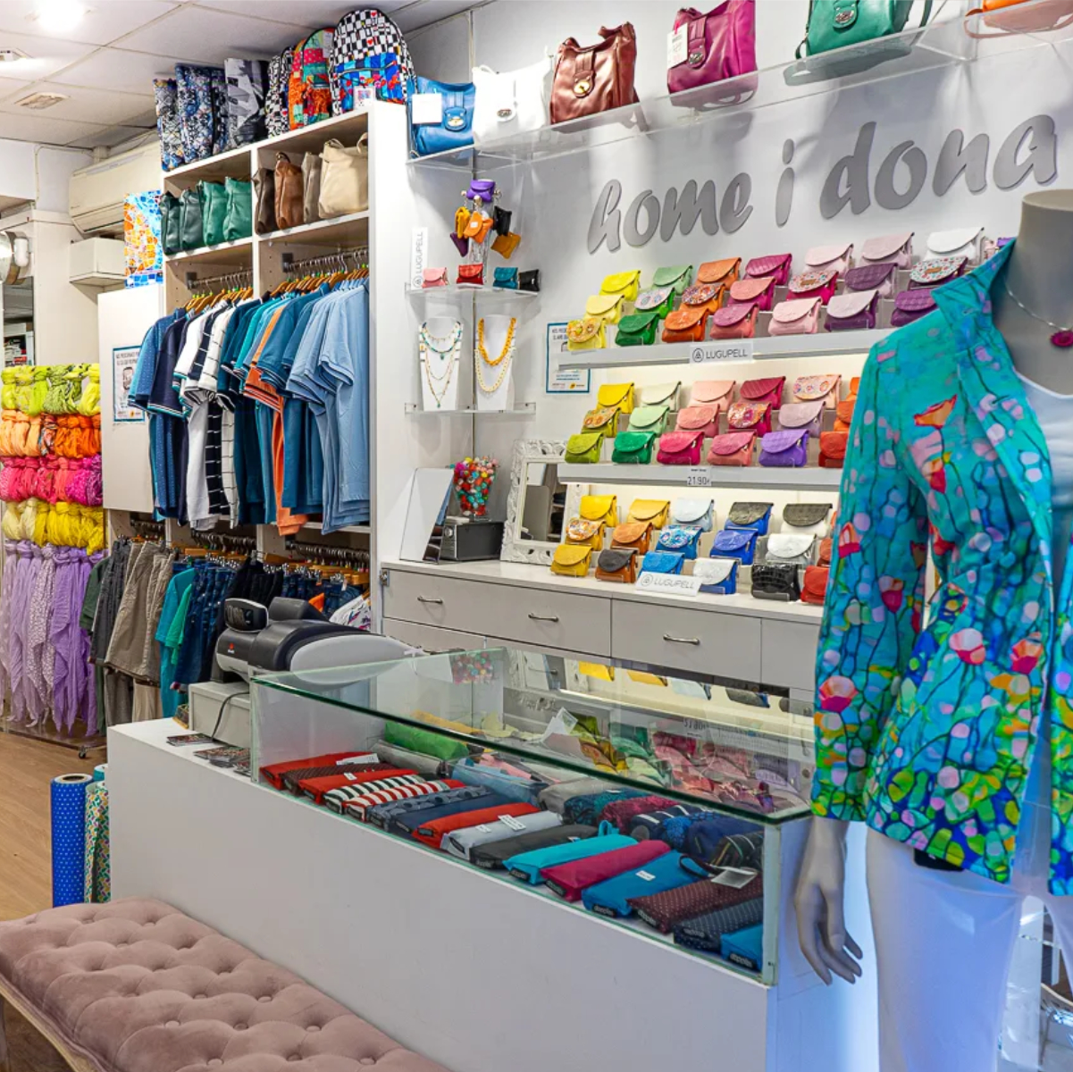 Vestits i complements